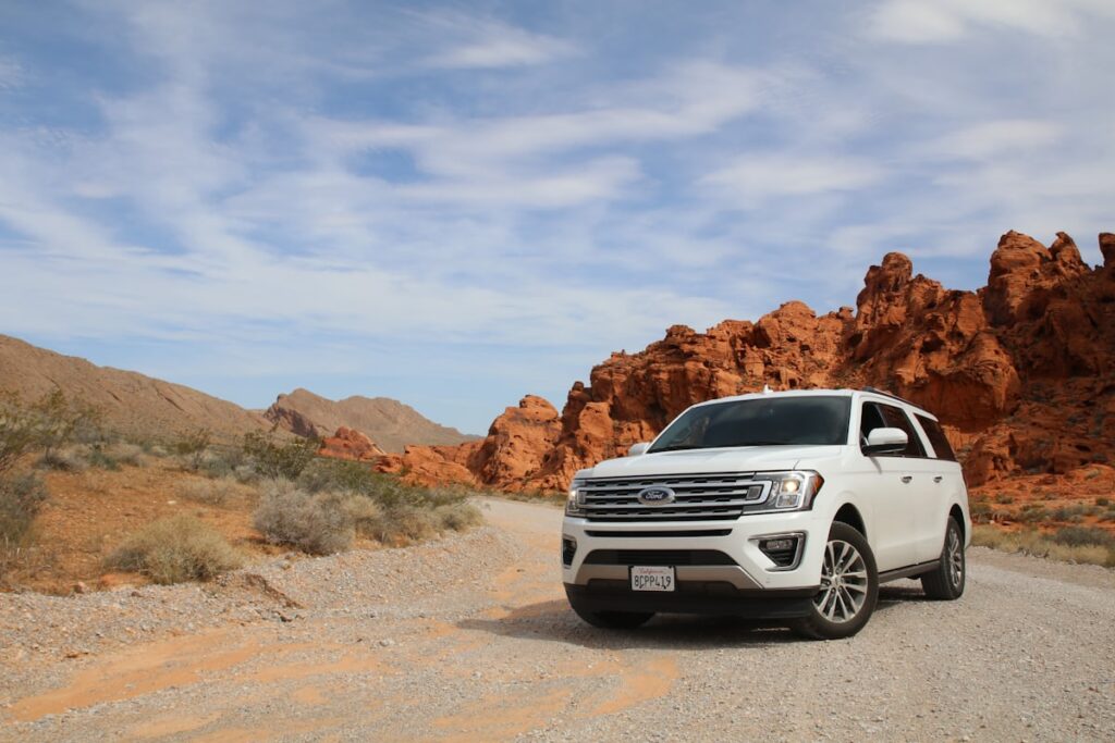 Cross-Border Car Rentals: Rules, Insurance, and Travel Tips